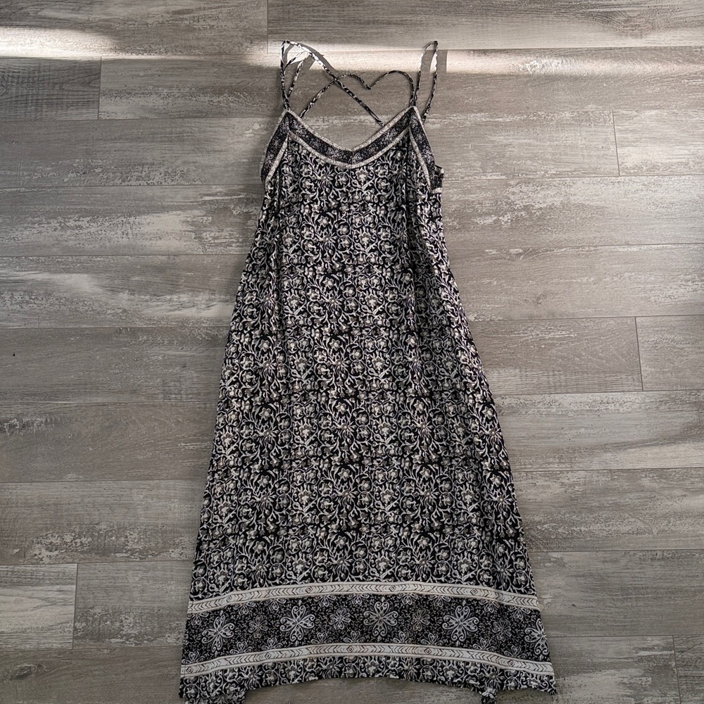 GAP Black & White Printed Spaghetti-Strap Maxi Dress
